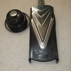 De Buyer Kobra Black and Silver Adjustable Mandoline Slicer (Made In France)